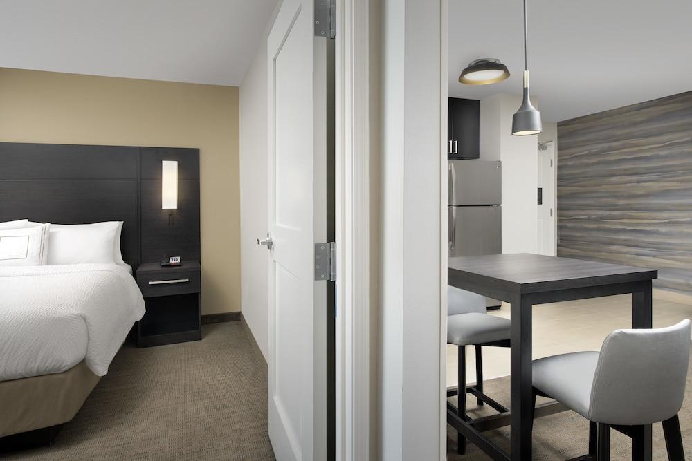 Hotel By Marriott Southwest 3*